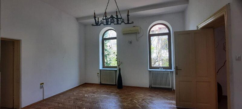 Primaverii, apartament in vila, deosebit